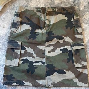 Camo skirt